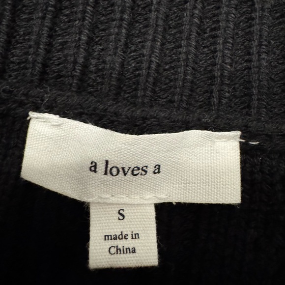 A loves A Cropped Black Cardigan with Bow Accents Size S EUC Adorable! - Picture 5 of 9